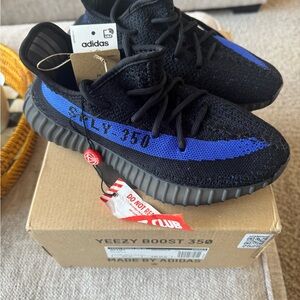 Yeezy Kids Sneakers - YEEZY BOOST 350 V2 'DAZZLING BLUE'